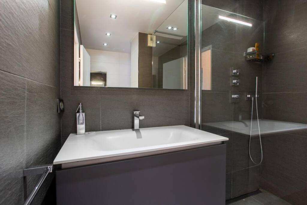 Prox.Gare Montparnasse-Galeries Lafayette! 4Pers. Apartment Paris Exterior foto